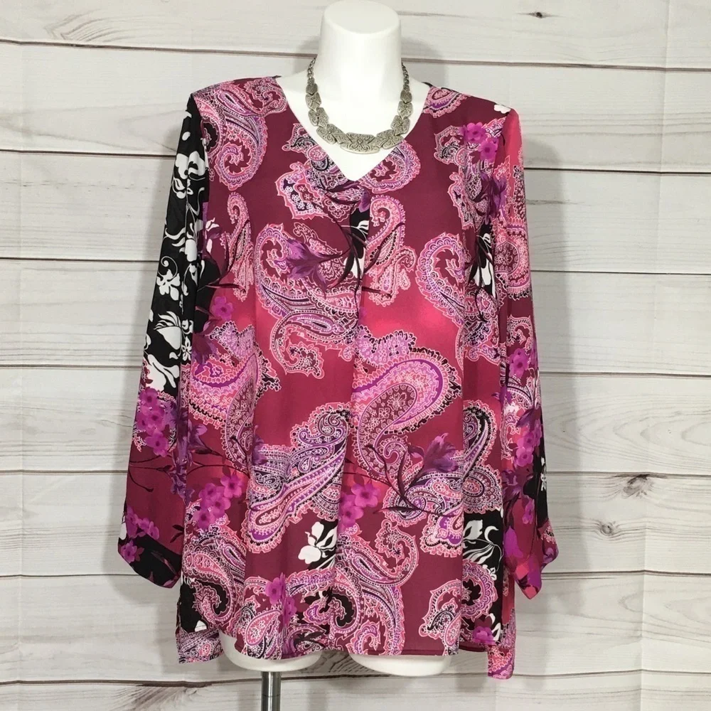 NWT Paisley Print Chennault Dressbarn Pink, Black & White Tunic Top Size 14/16 - Picture 1 of 7